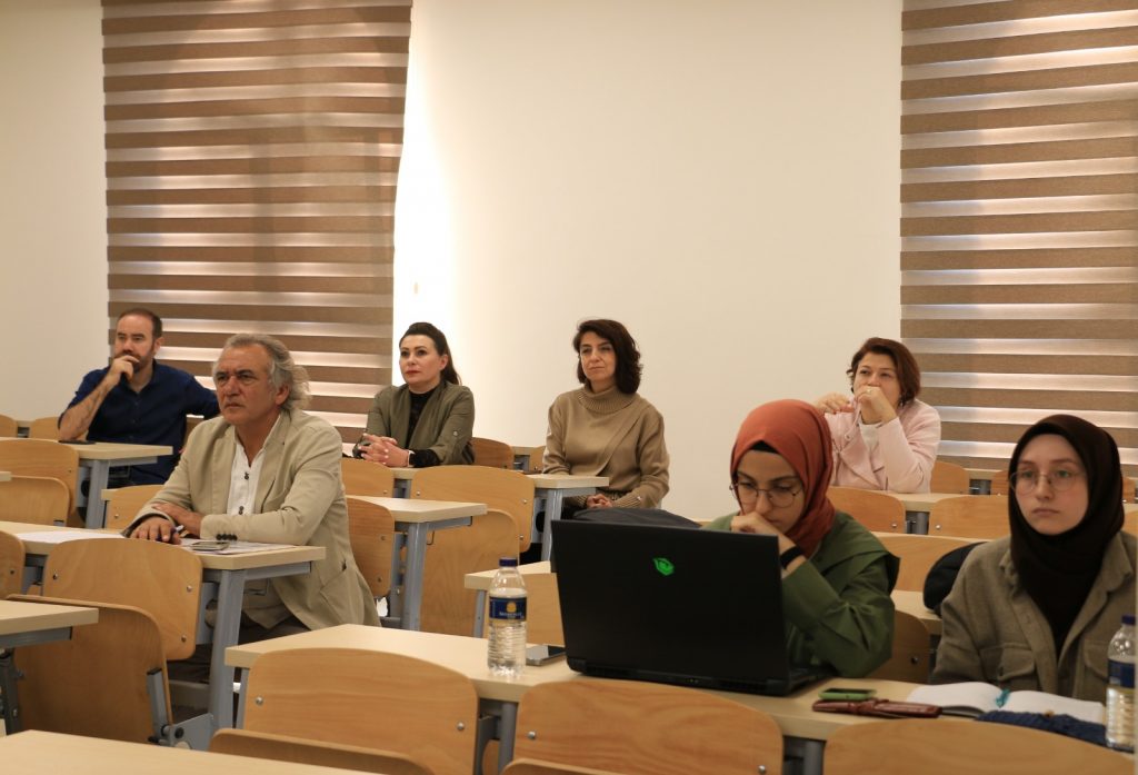 Ankara Hacı Bayram Veli Üniversitesi’nden ‘Sufle Yöneticiliği’ dersi başladı