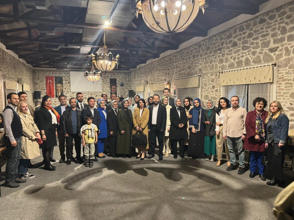 Duyarlı Medya Derneği iftarda basın mensuplarıyla bir araya geldi